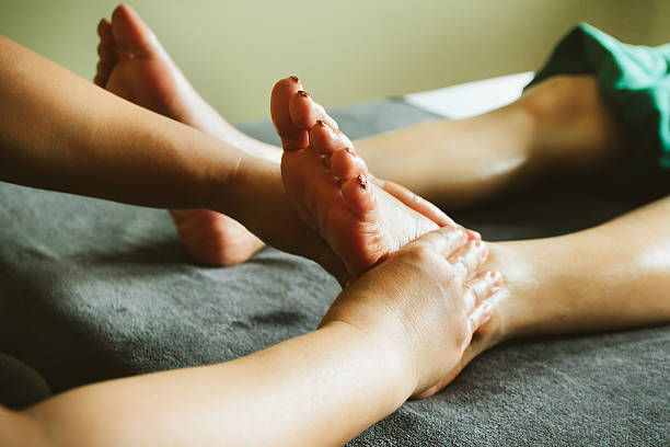How To Perform Deep Tissue Foot Massage For Plantar Fasciitis